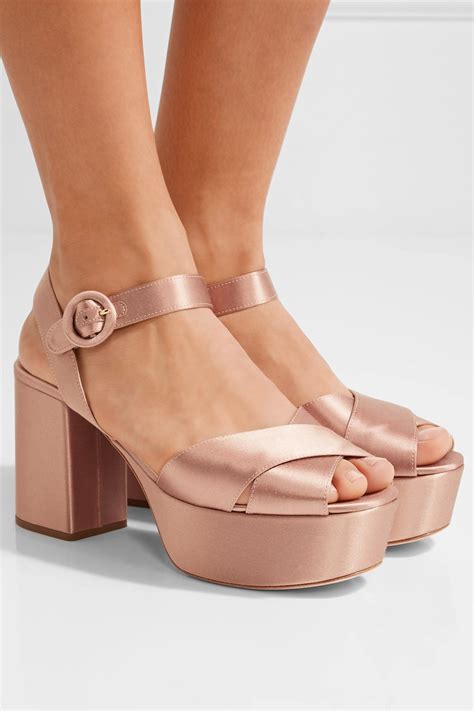 Satin platform sandals in pink 